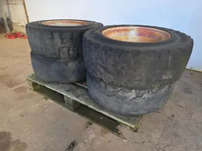 Gumasol 300-15 Tyre Set – Solid Rubber Forklift Tyre — photo 2 of 8