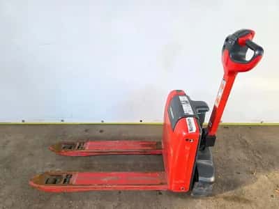 Linde. MT15 - 1500 kG Linde MT 15 - Pallet Truck 1500kg - Hand Pallet Truck - 2021 — photo 2 of 14