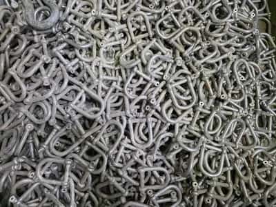 D-shackles Shackles Lot of D-Shackles / Bow Shackles – Galvanised Steel – Assorted Sizes – Bulk – Export — photo 1 of 3