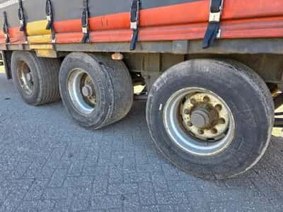 Van Hool 3-Axle Curtainsider Trailer - BPW - Drum Brakes - Air Suspension - 445/45 R19.5 - 39 Ton - 2007 - Export — photo 15 of 16