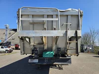 2007 Serrus MKV 3-Axle Tipper - BPW Axles - Drum Brakes - Air Suspension - Lift Axle — photo 2 of 17