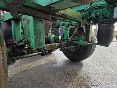Renders BPW Container Chassis 2003 – 3 Axles – 29 Ton Payload – Drum Brakes – Air Suspension — photo 12 of 13