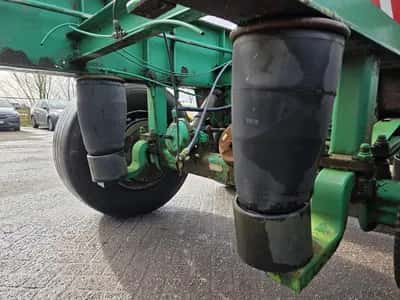 Renders BPW Container Chassis 2003 – 3 Axles – 29 Ton Payload – Drum Brakes – Air Suspension — photo 11 of 13