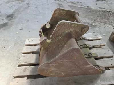 New Holland Excavator Bucket 70 cm Excavator Box – 0.7 x 0.57 x 0.60– Excavator Bucket — photo 4 of 8