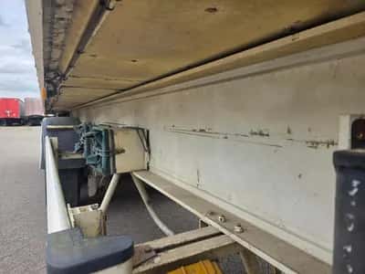 2006 Stas 3-Axle Tipper - SAF Axles - Disc Brakes - Air Suspension - Lift Axle - 38 Ton — photo 15 of 19