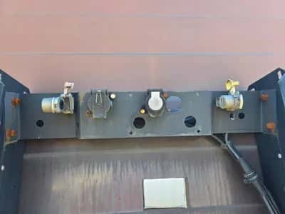 2004 Kögel 3-Axle Semi-Trailer - SAF Axles - Disc Brakes - Lift Axle - Air Suspension - 39 Ton — photo 11 of 16