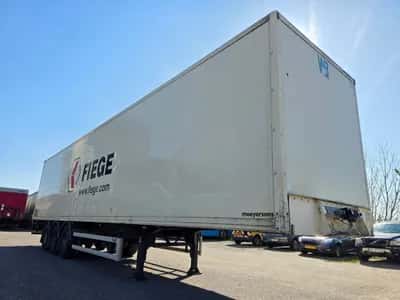 LAG 3-Axle Box Semi-Trailer - BPW Axles - Lift Axle - Disc Brakes - Air Suspension - 2010 — photo 3 of 20