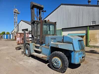 2000 Hyster 13 Ton Forklift Perkins Engine – 6.7m Lift Height – Heavy Duty Diesel — photo 7 of 20