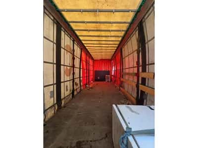 Krone 3-Axle Curtainsider Trailer - BPW Axles - Disc Brakes - Air Suspension - 2008 — photo 11 of 18