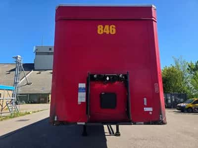 Kögel 3-Axle Curtainsider Semi-Trailer - Mercedes Axles - Disc Brakes - Air Suspension - Spare Wheel - 42 Ton - 2017 - Coil — photo 2 of 20