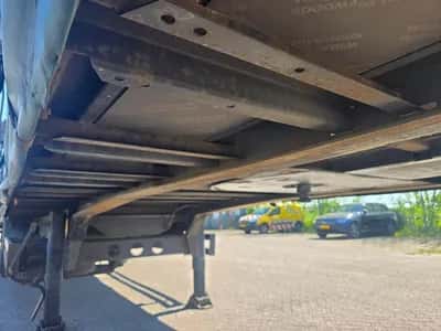 Kögel 3-Axle Curtainsider Semi-Trailer - Mercedes Axles - Disc Brakes - Air Suspension - Spare Wheel - 42 Ton - 2017 - Coil — photo 17 of 20