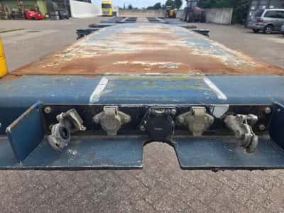 1998 Nooteboom container chassis - 3 ROR Axles - Drum Brakes - Air Suspension - Lift Axle - Twistlock - Spare Tyre - 40ft HC - 30 ft - 20 ft - 10ft — photo 10 of 15