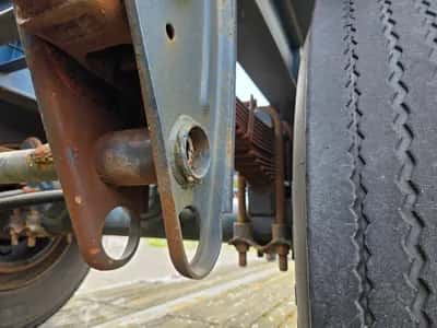 1975 Netam 2-Axle Container Chassis - BPW Axles - Drum Brakes - Leaf Springs - Twin Tyres - 40 FT HC — photo 12 of 16