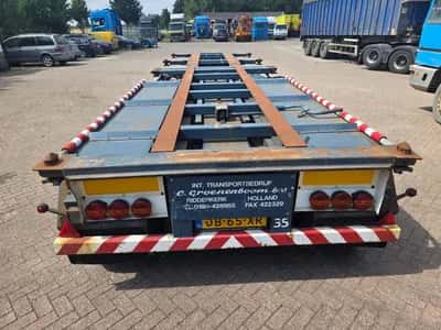 1992 Netam-Fruehauf 3-Axle Container Chassis - SMB Axles - Drum Brakes - Air Suspension - Twist Lock - Twin Tyres - 12 Tyres - 40 Ft - 30 FT - 20 FT - — photo 6 of 17
