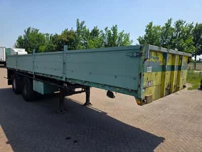 1988 Lambrecht 88 LK 27 Semi-Trailer - 2 ROR Axles - Drum Brakes - Air Suspension - Side Boards — photo 3 of 18