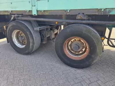 1988 Lambrecht 88 LK 27 Semi-Trailer - 2 ROR Axles - Drum Brakes - Air Suspension - Side Boards — photo 18 of 18