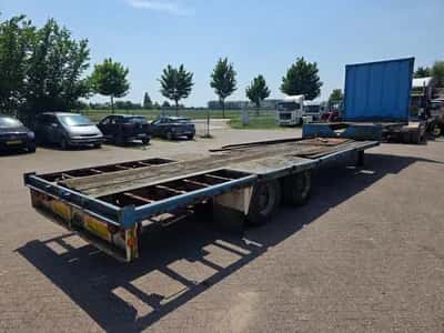 1990 Royen Low Loader - 2 Axles - BPW - Drum Brakes - Air Suspension - Twin Tyres — photo 4 of 17