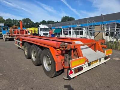1989 LAG 0-3-39 3-Axle Container Chassis - ROR Axles - Drum Brakes - Air Suspension - Twistlock - Spare Tyre - 30 FT — photo 7 of 16