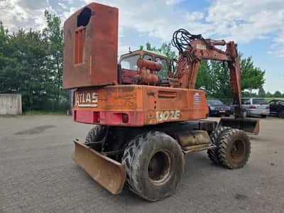 Atlas AB1302D Excavator – Year 1978 – Deutz Motor – Robust Classic — photo 6 of 19
