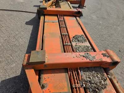 Unbranded Container spreader Container Spreader – Container Handling Equipment – Suitable for Transport & Export — photo 10 of 10