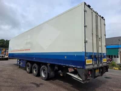 2007 H.t.f. HZO 39 Reefer Semi-Trailer - 3 BPW Axles - Disc Brakes - Air Suspension - Carrier Refrigeration Unit - Dhollandia 2000 KG Tail Lift — photo 6 of 20