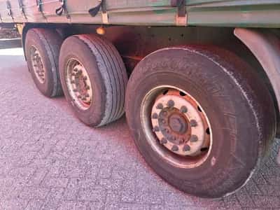Kögel 3-Axle Curtainsider Semi-Trailer - Mercedes Axles - Disc Brakes - Air Suspension - Spare Wheel - 42 Ton - 2016 - Coil — photo 19 of 20