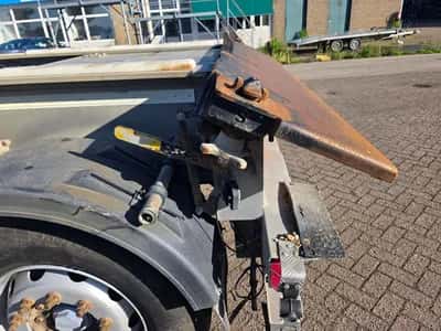2007 Granalu 3-Axle Container Chassis - Jost Mercedes Axles - Disc Brakes - Air Suspension - Twistlock - Toolbox - 34 ton Payload - 20FT — photo 14 of 19
