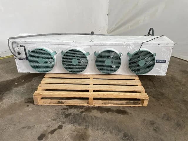 LU-VE S2HC 110 N 05 verdamper - Koelunit onderdeel — photo 1 of 9