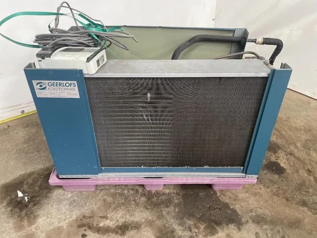 Geerlofs Koeltechniek koelcondensing unit - Pego 200 Expert digitale koelregelaar - Koelunit onderdeel — photo 1 of 14