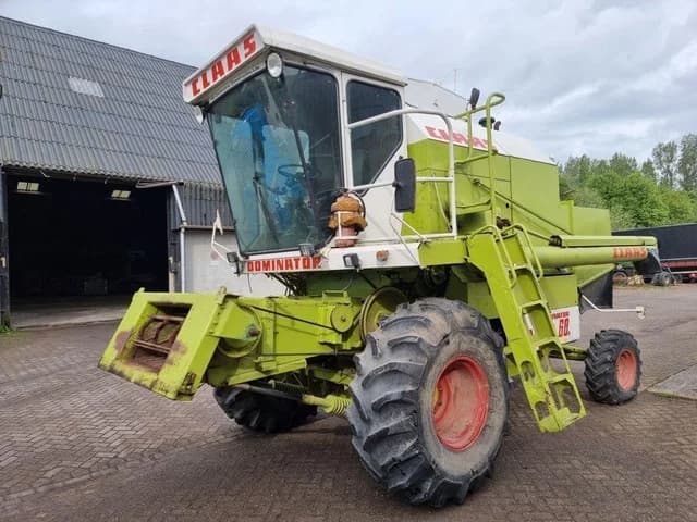 Claas Dominator 68S maaidorser – betrouwbare combine – 6 schudders – 3200L tank - 1990 — photo 1 of 20