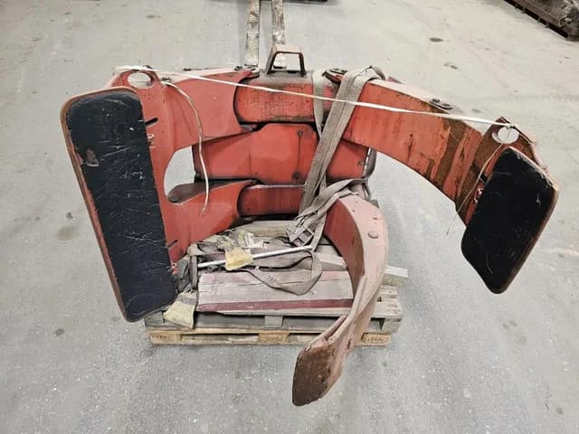 Auramo RA30RJ15 Papierrolklem – 3000 kg – Heftruck Klem – Forklift Attachment — photo 1 of 8