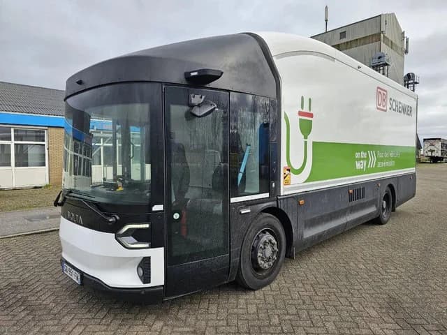 Volta ZERO elektrische bakwagen 2023 – 100% elektrisch – 16 ton – laadklep — photo 1 of 20