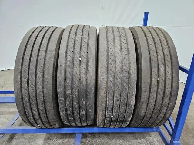 Dunlop 275 Truck Band – 22.5 Inch – Vrachtwagen / Trailer — photo 1 of 10