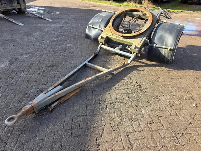 Nooteboom 235 Dolly met Draaikrans – 1 As – 235/75 R17.5 – Goede staat – Export — photo 1 of 13