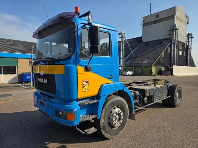 MAN F2000 - 4x2 - Euro 2 — photo 1 of 20