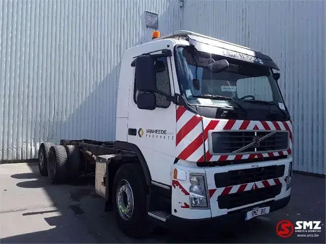 2009 Volvo FM Open laadbak — photo 1 of 5