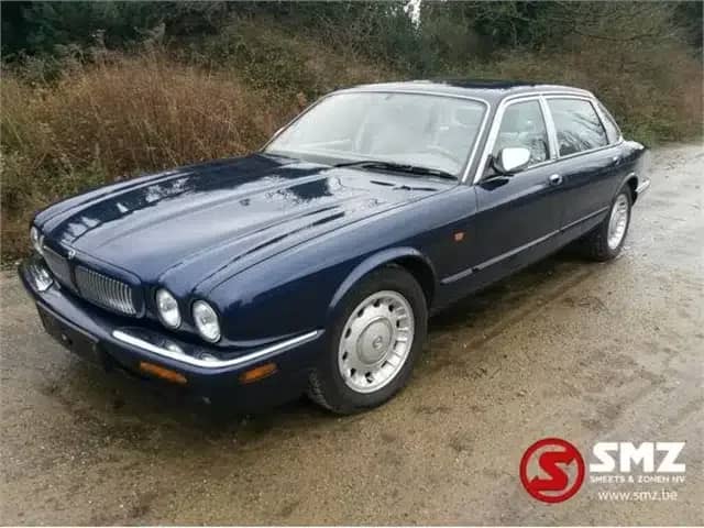 1998 Jaguar Daimler V 8 Auto