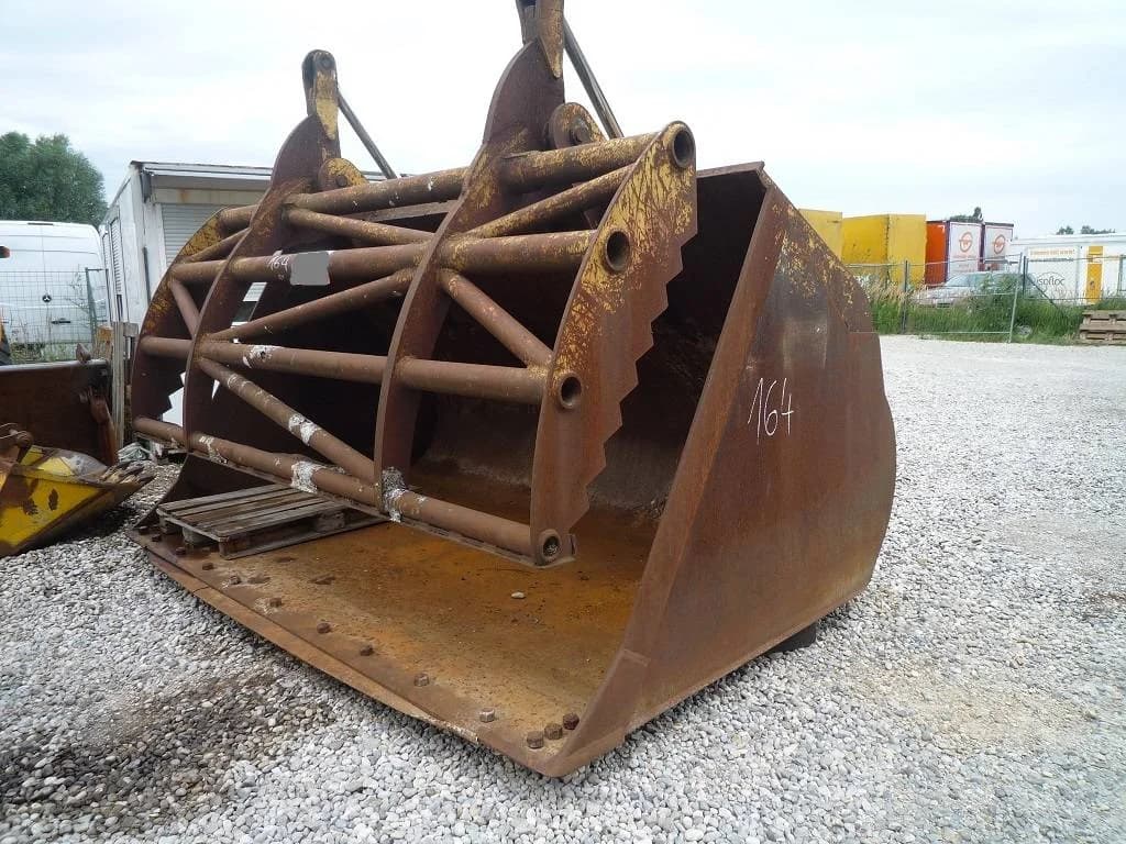 1995 Caterpillar 966 — photo 1 of 5