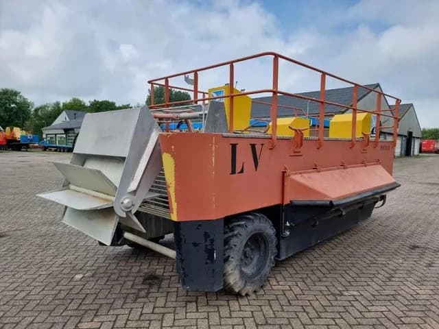 MWM AMFIBIEVOERTUIG - Boot — photo 1 of 20