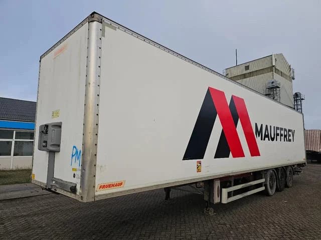 Fruehauf Gesloten Oplegger – FST4 – 3 Assen – Laadklep – Box Trailer - Schijfremmen - Luchtvering - Liftas - 2013 — photo 1 of 18