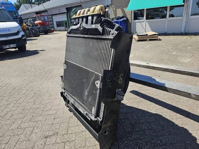 MAN BERH Radiator radiateur / koelradiator voor MAN TGX / TGA / TGS