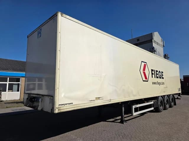 LAG 3-assige gesloten oplegger - BPW assen - Liftas - Schijfremmen - Luchtvering - 2010 — photo 1 of 20