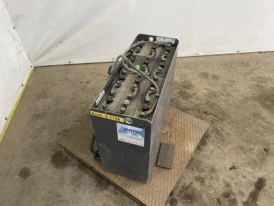 Audi S 1158 tractiebatterij - elektrische heftruck - reachtruck - magazijntruc — photo 3 of 9