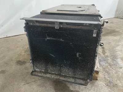 Mitsubishi TU100SAE-FX refrigeration unit - Yanmar 3TNV76-XMR 3-cilinder dieselmotor - Koelunit onderdeel — photo 4 of 14