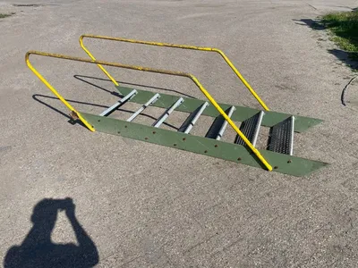 Unbranded Straight Staircase 2.60 x 0.90 Meters Diversen Steektrap 2.60 x 0.90 Meter – Stalen Trap – Industrieel — photo 1 of 7