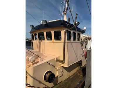 DEO VOLENTE Fishing boat - Eurocutter PBBQ DEO VOLENTE TH 119 - Vissersboot - Eurokotter - Boomkorvisserij - Scania diesel motor - 300 PK - Nederland — photo 8 of 12