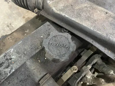 Toyota 4-cilinder dieselmotor compleet - Handgeschakelde versnellingsbak - Achteras - Zexel inspuitpomp — photo 6 of 13