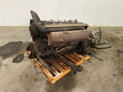 Deutz 6-cilinder lijnmotor diesel - Bosch lijn-inspuitpomp - Linde BPV-100R Hydrauliekpomp - 65 kW @ 2300 rpm — photo 1 of 16
