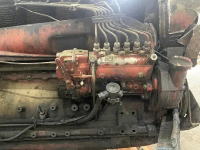 Deutz 6-cilinder lijnmotor diesel - Bosch lijn-inspuitpomp - Linde BPV-100R Hydrauliekpomp - 65 kW @ 2300 rpm — photo 8 of 16
