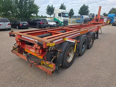 Format 3 assige containerchassis - SAF assen - Trommelremmen - Luchtvering - Twistlock - 20 ft - 30 ft — photo 4 of 15